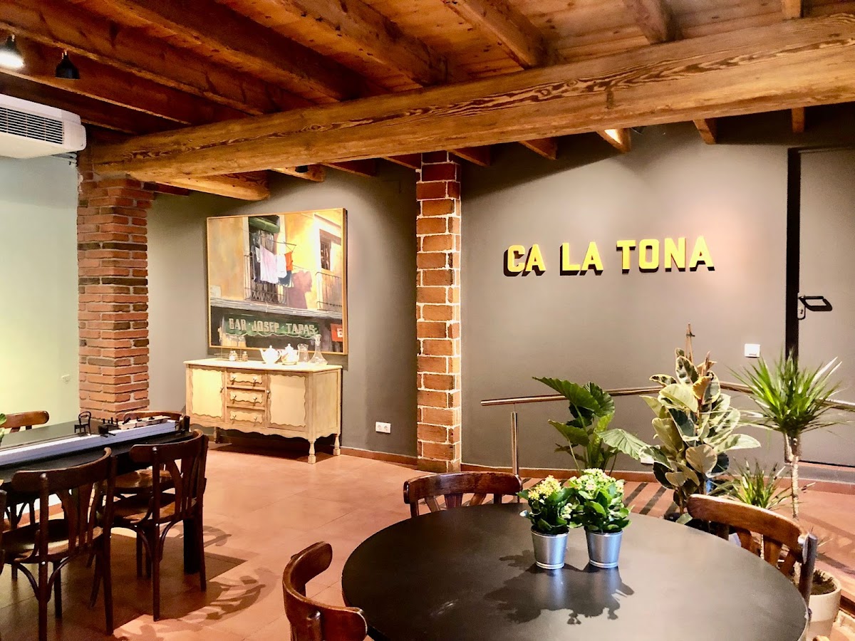 Ca La Tona